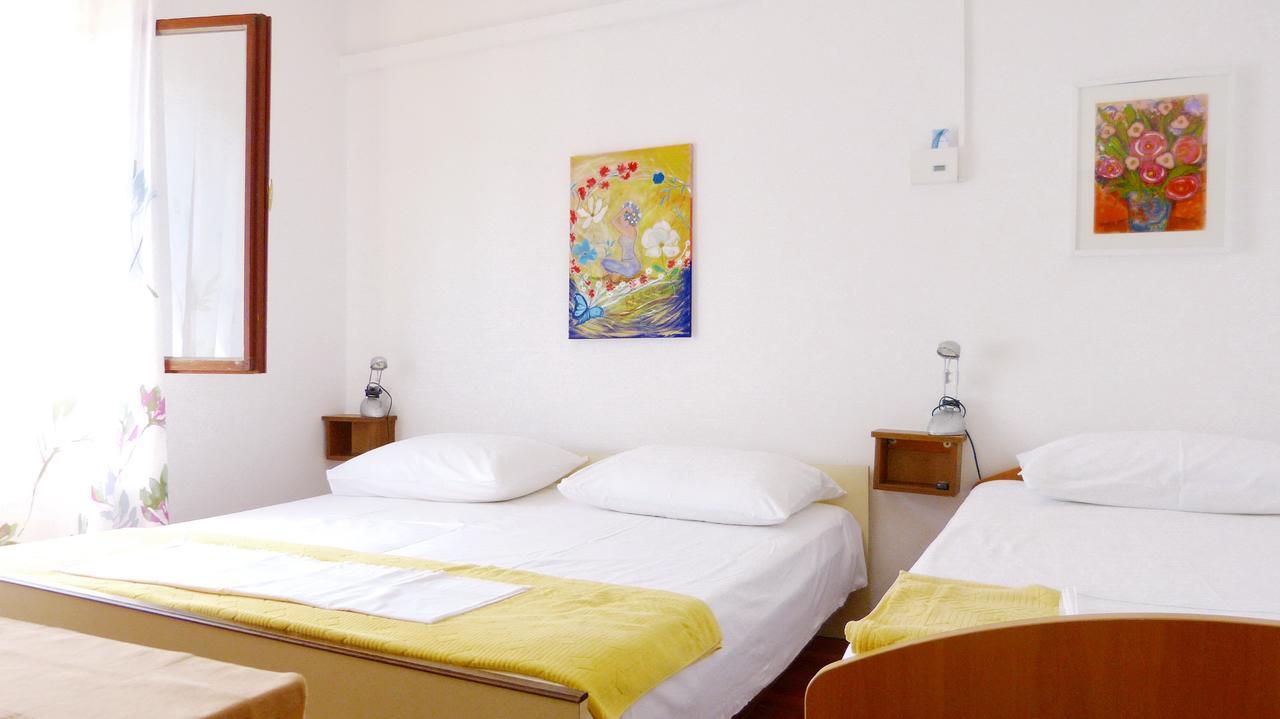Beach Front Apartments Balica Rat Omiš Eksteriør billede