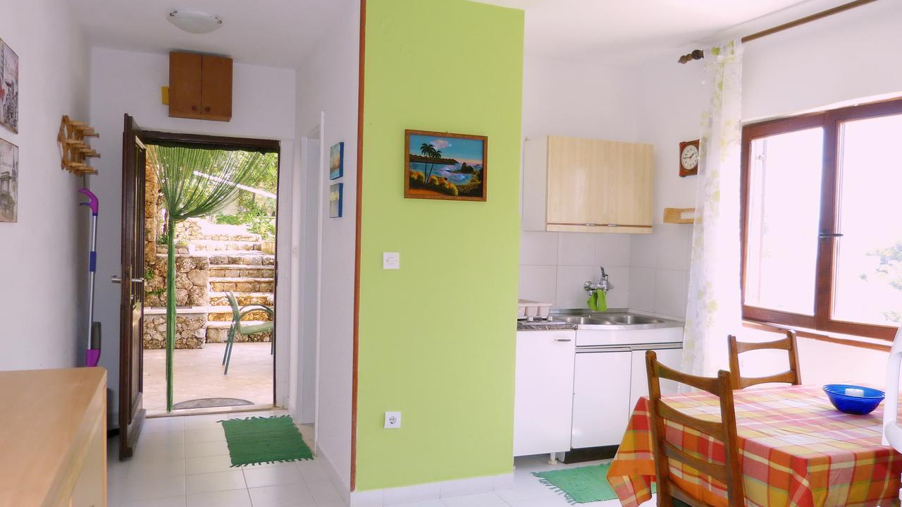 Beach Front Apartments Balica Rat Omiš Eksteriør billede